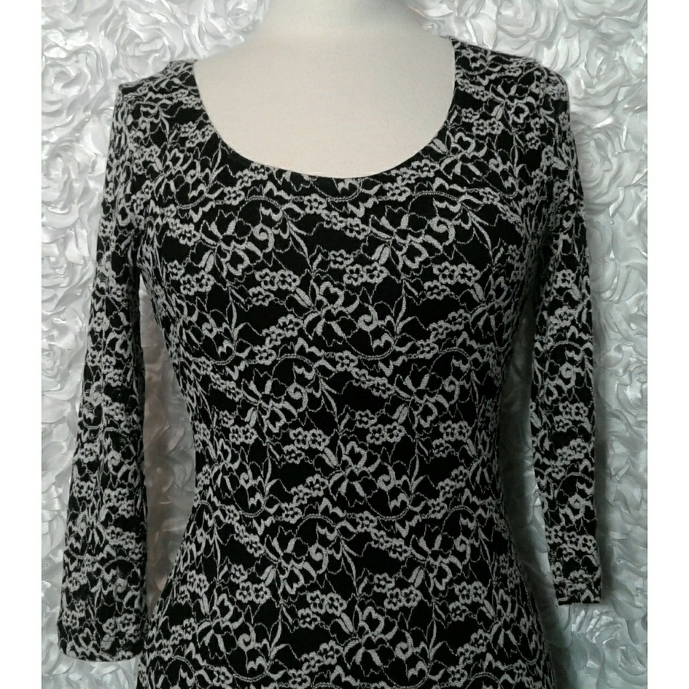 FOREVER 21 Black and white Laced Dress size S - Picture 2 of 8
